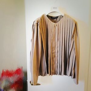 Zara Pleated Stylistic Jacket